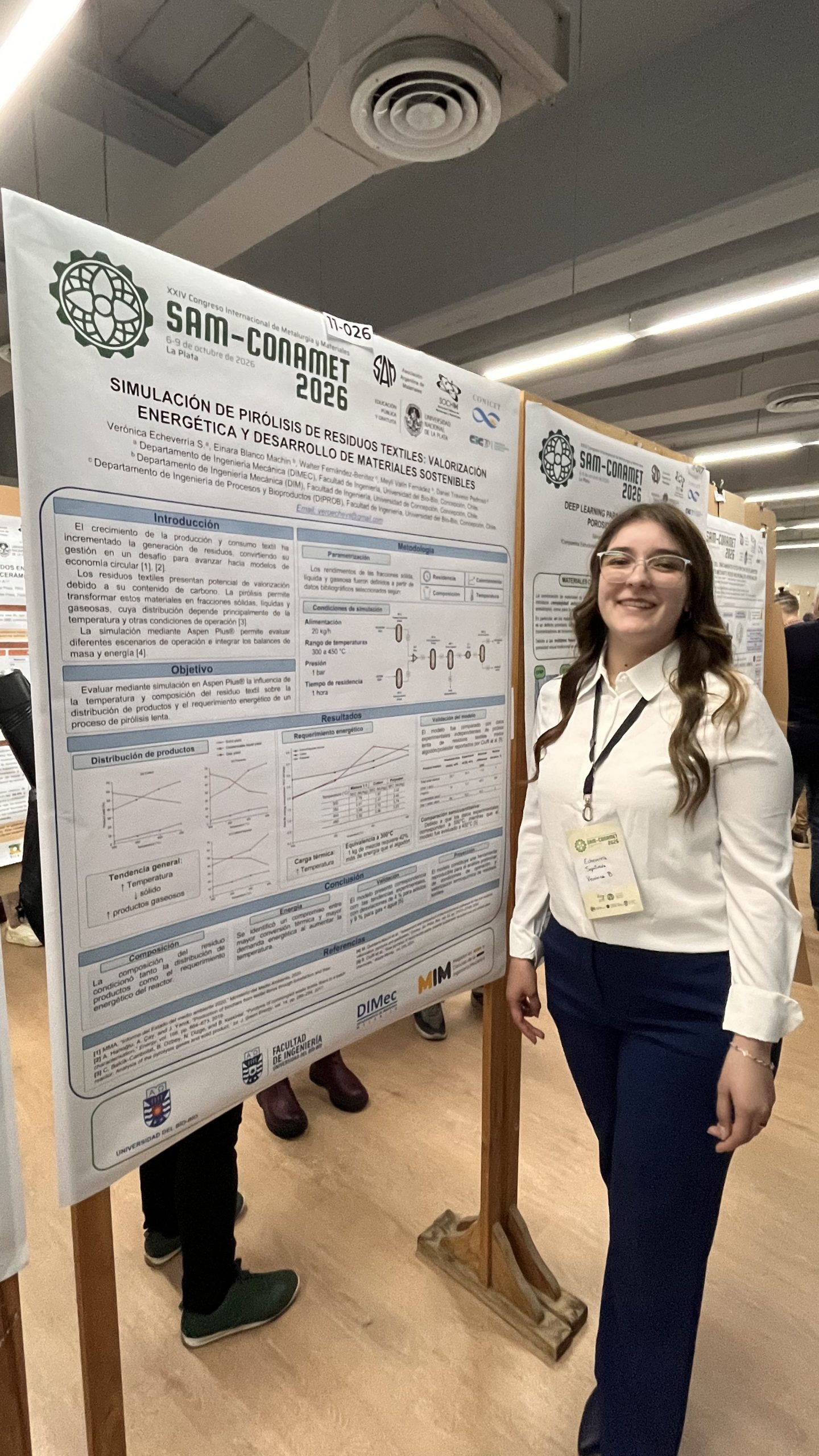 Estudiante del MIM UBB presentó estudio sobre valorización de residuos textiles en congreso internacional en Argentina
